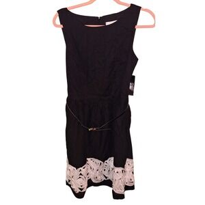 NY & Company Black & White Dress‎ Floral Accents & Belt Wedding Guest Minimalist
